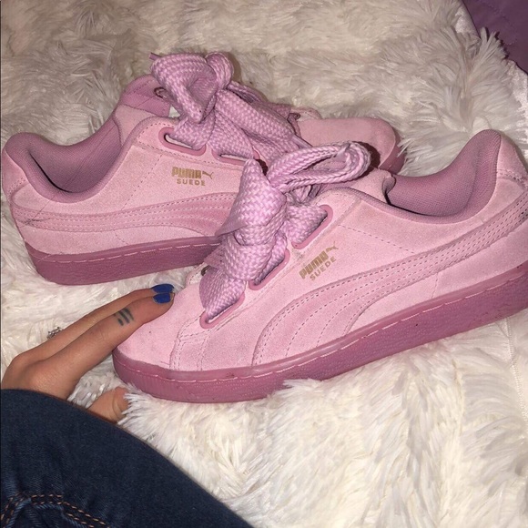 Puma Shoes - ⭐️ONE DAY SALE⭐️Baby pink Pumas 💕